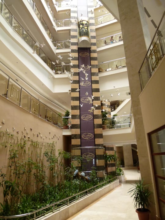 Sehr schöner Aufzug. Alaiye Resort & Spa