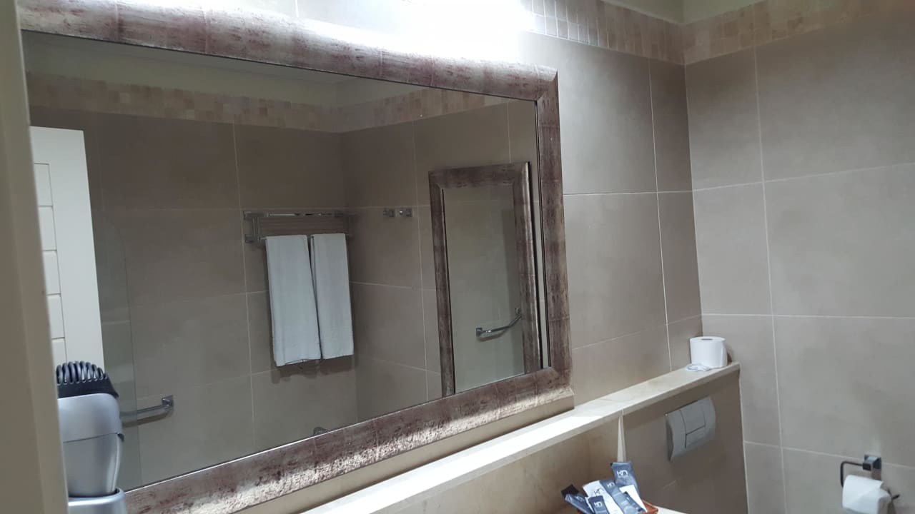 Badezimmer Kn Arenas del Mar Hotel