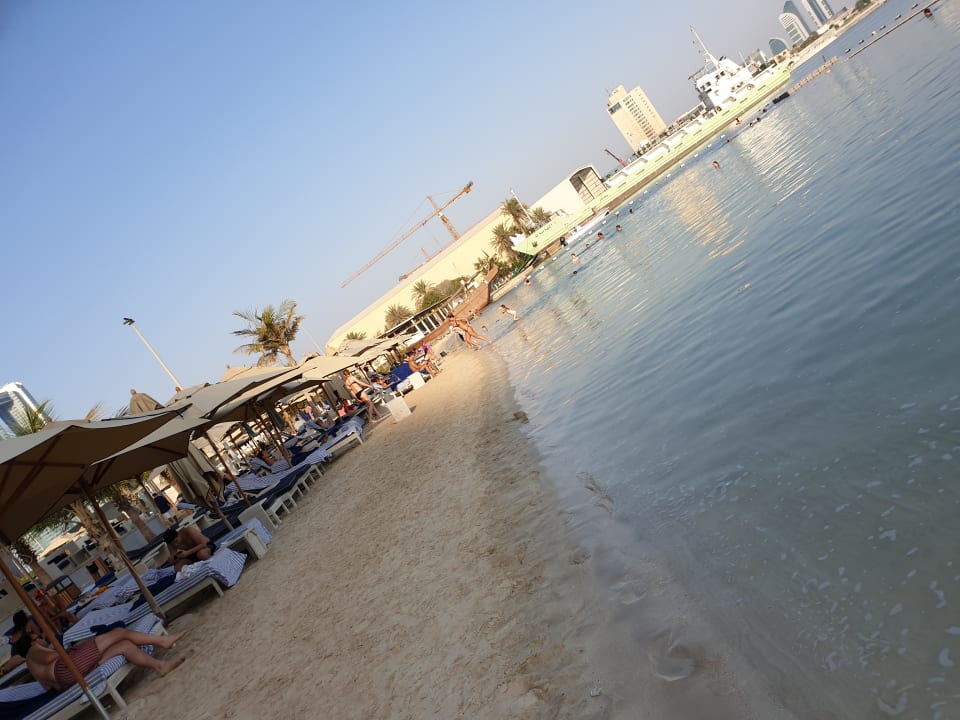 Strand Conrad Abu Dhabi Etihad Towers