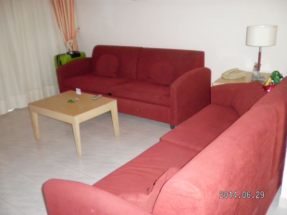 Sitzecke, auch als Schlafsofa zu nutzen SBH Hotel Taro Beach