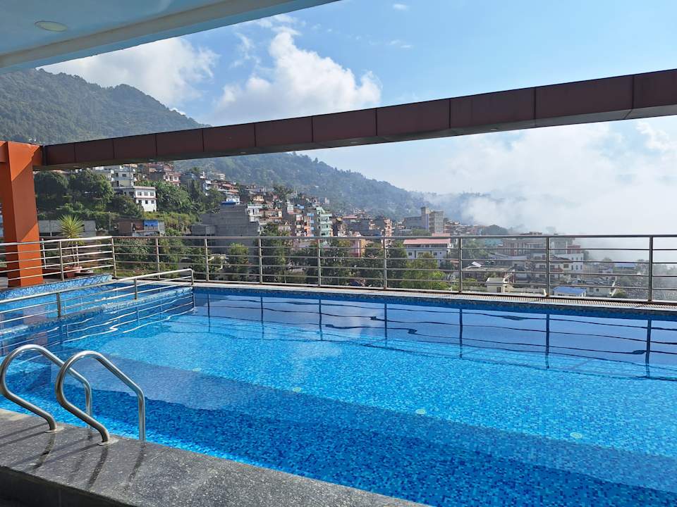 Pool Gorkha Garden Hotel