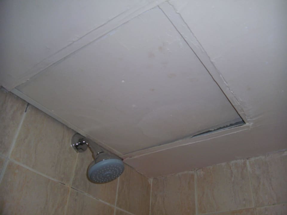 Decke über der dusche Sindbad Club