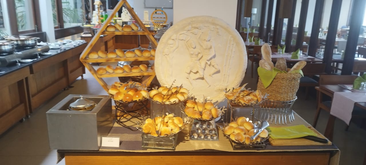 Gastro Pandanus Beach Resort & Spa