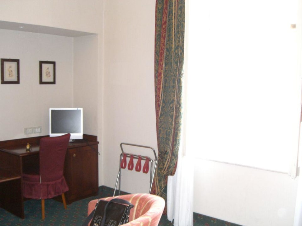 Das Zimmer Grand Hotel Nizza et Suisse