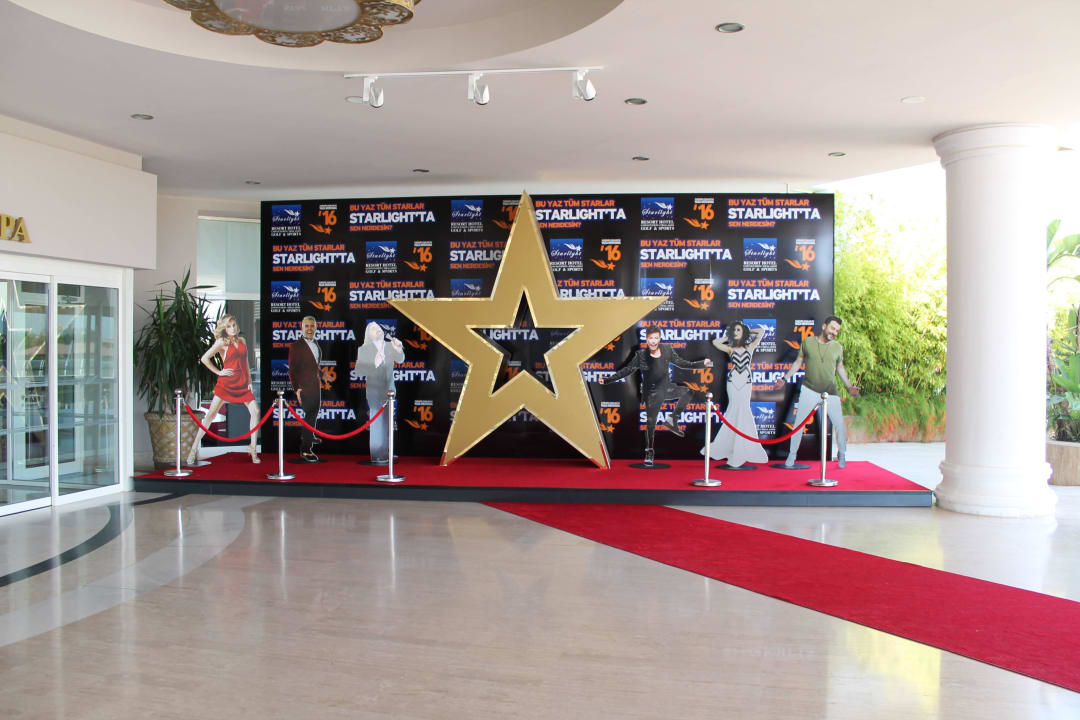 Stars zu Besuch im Hotel Starlight Resort Hotel