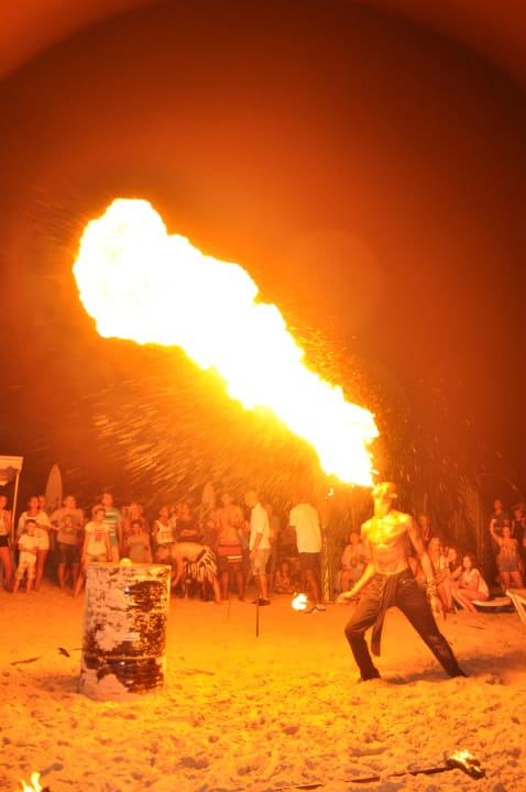 Ogień Houda Golf & Beach Club