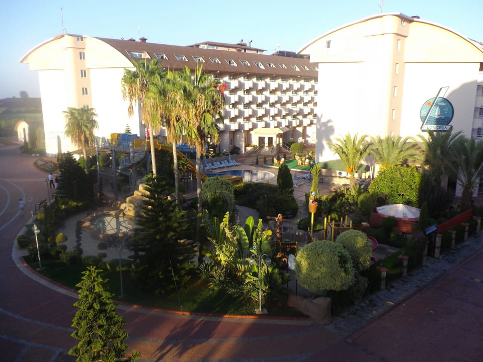 Aquapark Lonicera Resort & Spa Hotel