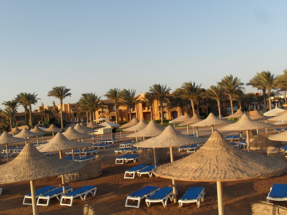 Рассвет на пляже Stella Garden Resort & Spa, Makadi Bay