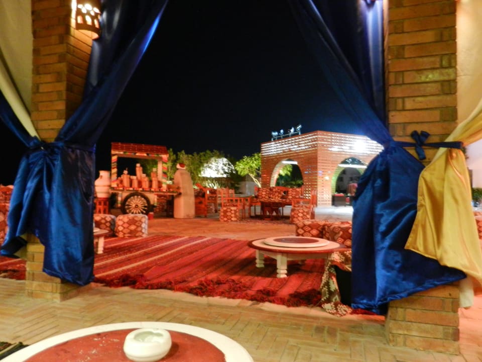 Gemütliche Shishabar Hotel Mercure Hurghada