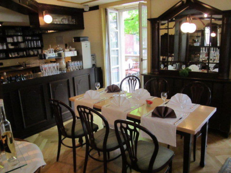 Im Restaurant Zipf's Wein- und Gasthof Steuer