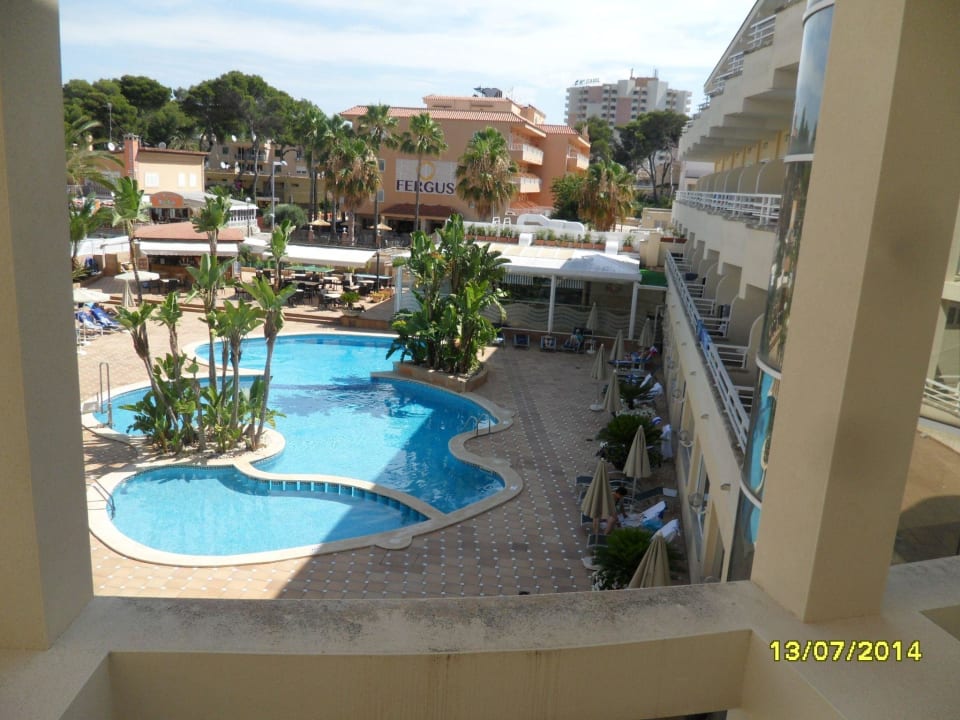 Blick auf den Pool und Hallenbad mit Whirpool Grupotel Acapulco Playa - Adults only