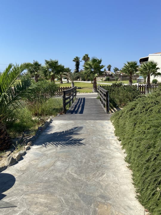 Gartenanlage Grand Blue Beach Hotel