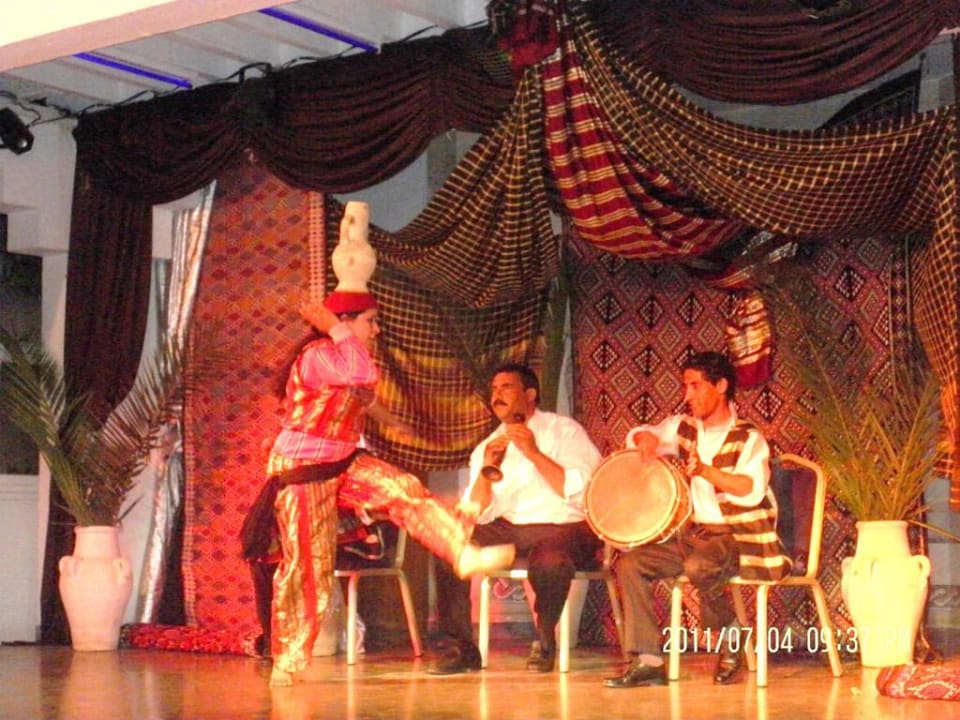 Animation am Abend The Orangers Beach Resort and Bungalows