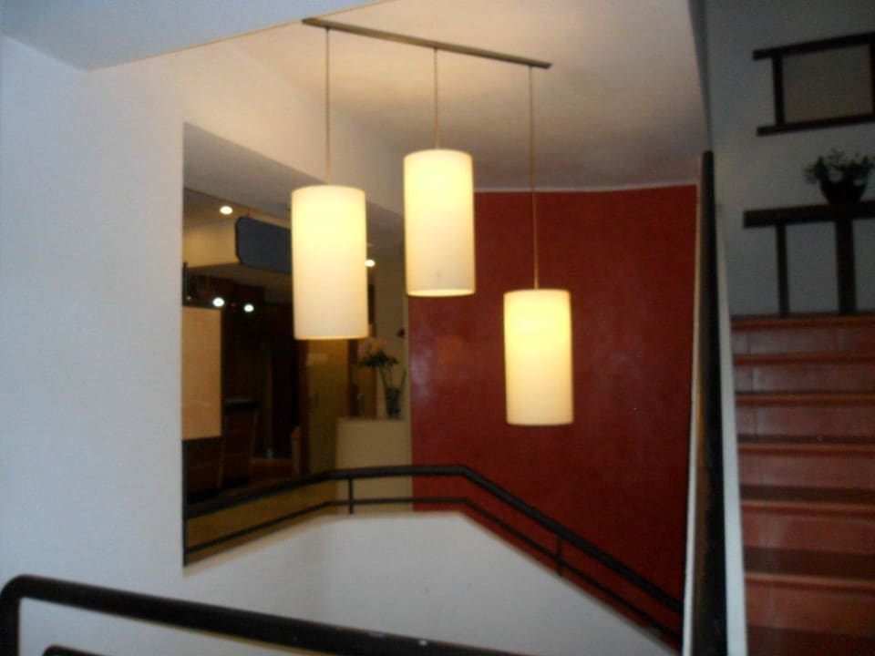 Lampendeko in der Lobby HOVIMA Santa Maria