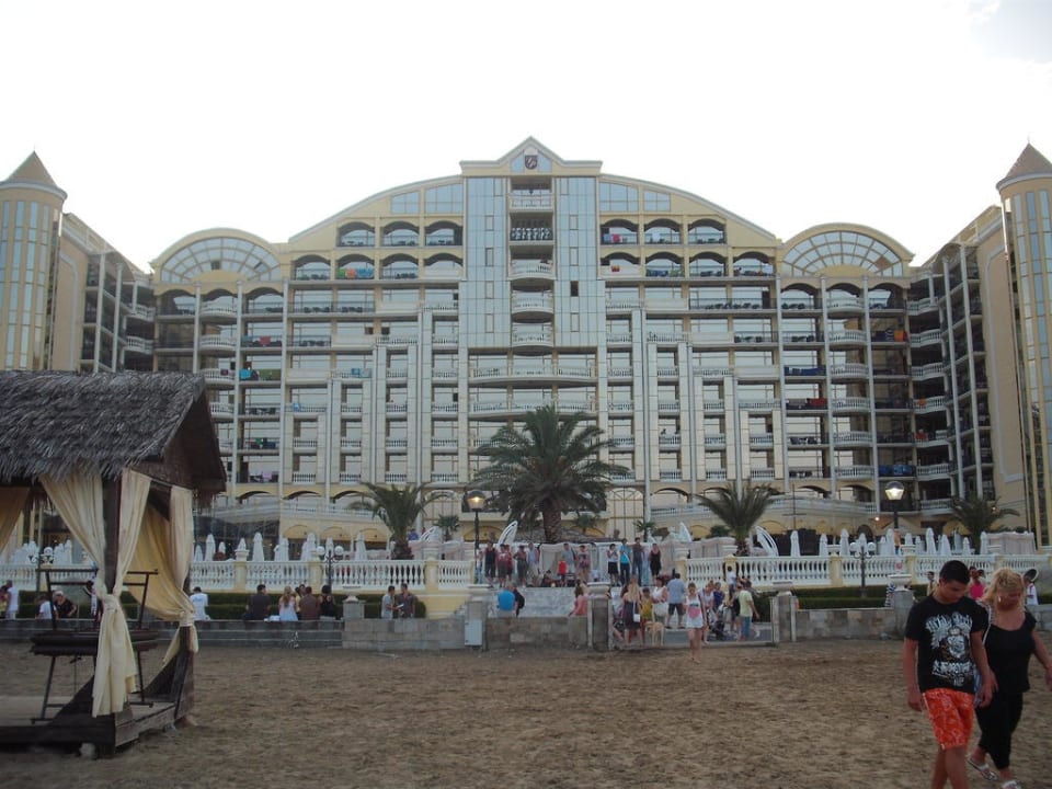 Das Zimmer Imperial Palace Hotel