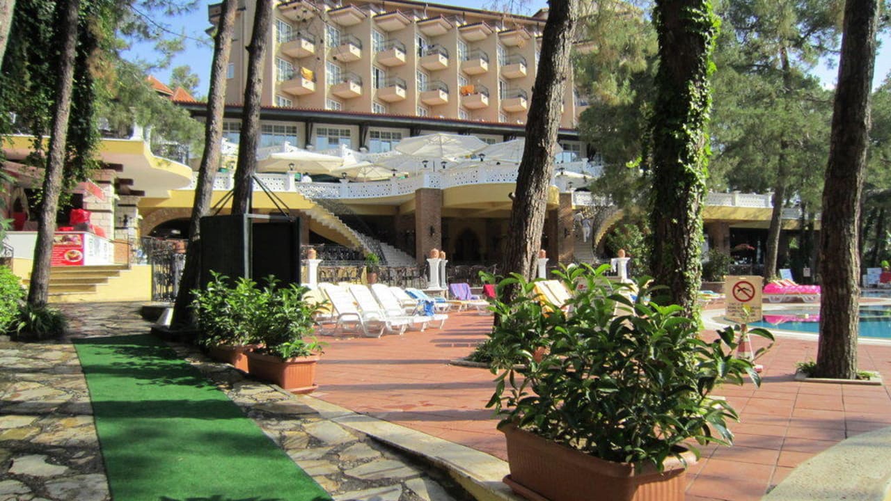 Basen Grand Yazici Club Marmaris Palace