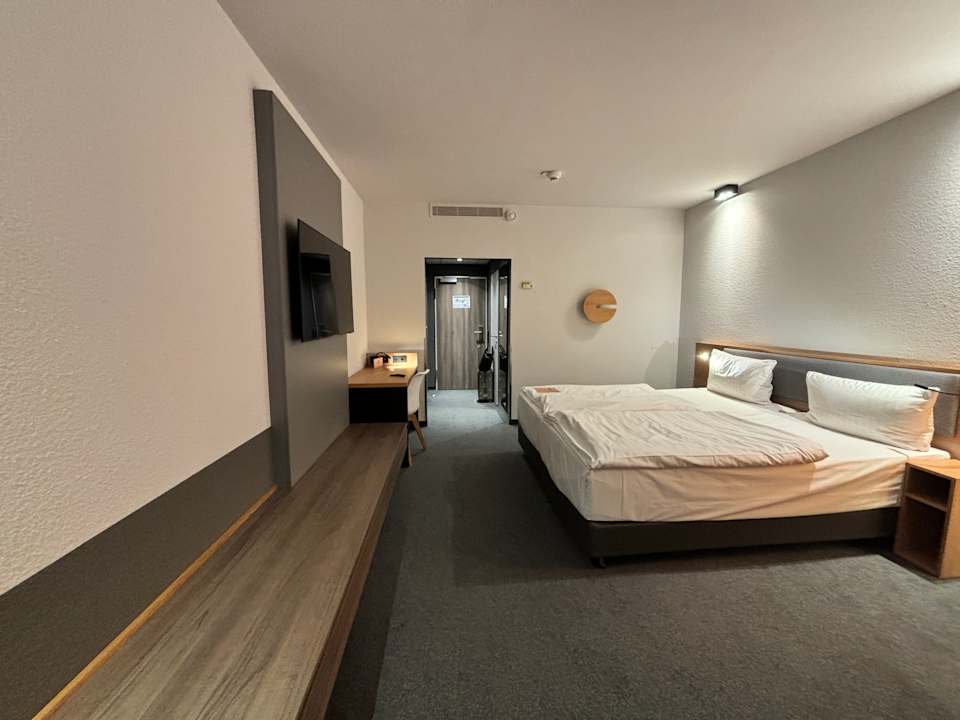 Zimmer Spark by Hilton Wuppertal City Centre