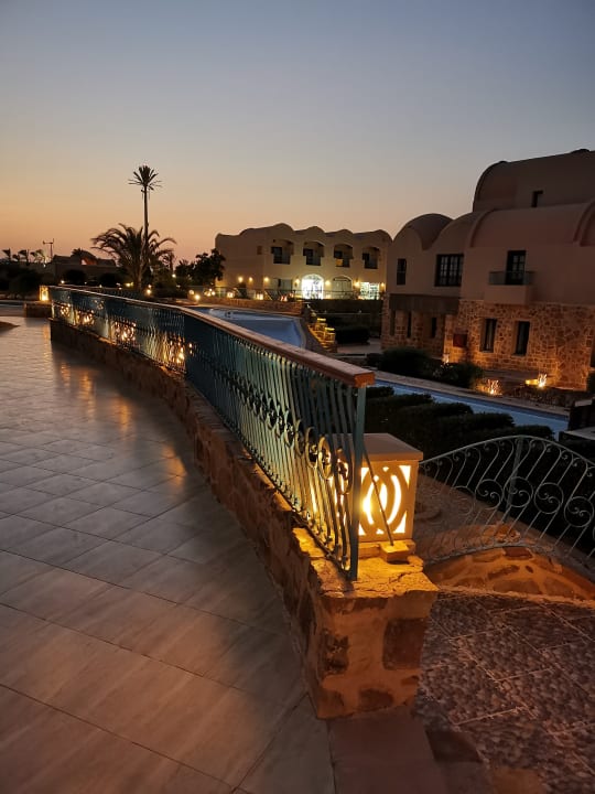 Außenansicht Rohanou Beach Resort