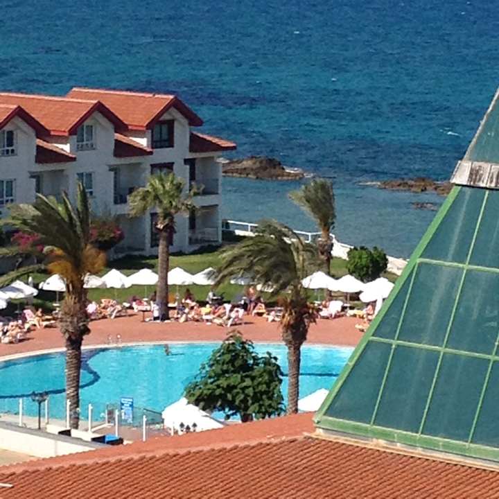 Ausblick Salamis Bay Conti Resort Hotel & Casino