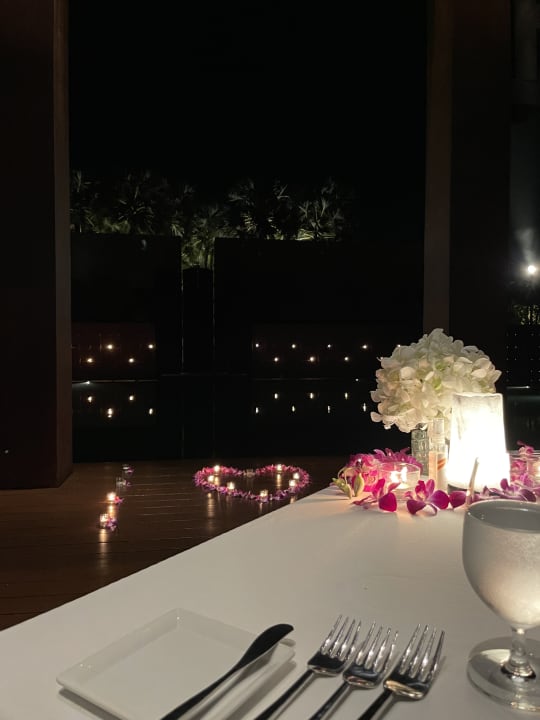 Gastro Phulay Bay, a Ritz Carlton Reserve