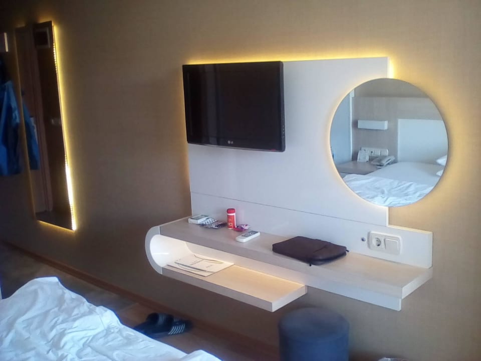 Schön: Indirekte Beleuchtung. Riviera Hotel & Spa