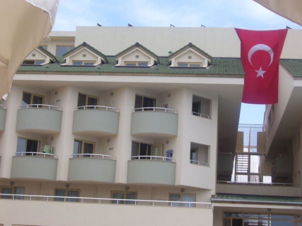 Gebäude 1 vom Monachus Park Side Breeze Hotel