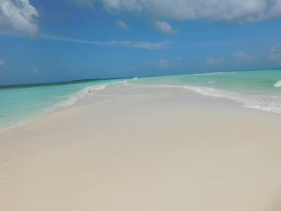 Strand Kuredu Island Resort & Spa