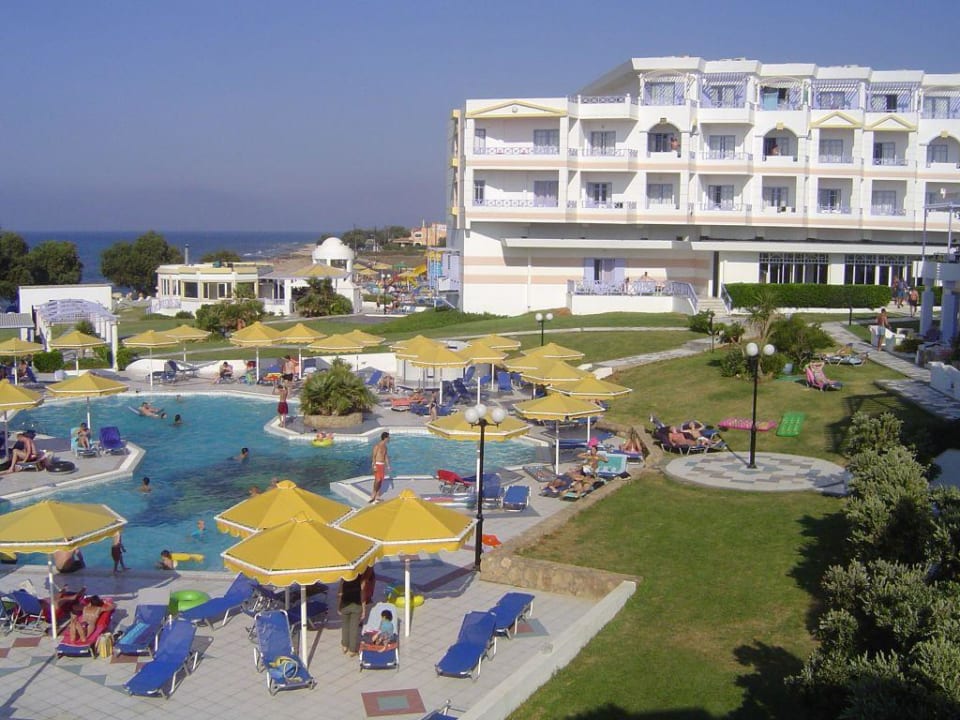 Basen / swimming pool Hotel Serita Beach