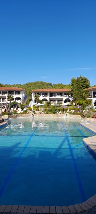 Pool Hotel Chrousso Village