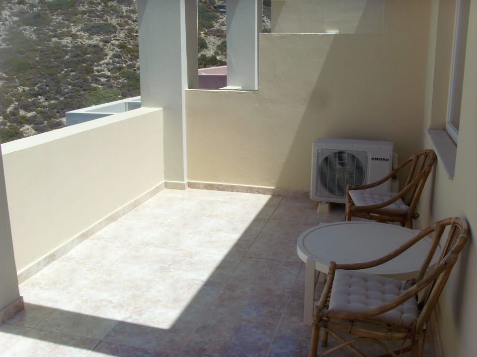 Riesengroßer Balkon Athina Palace Resort & Spa