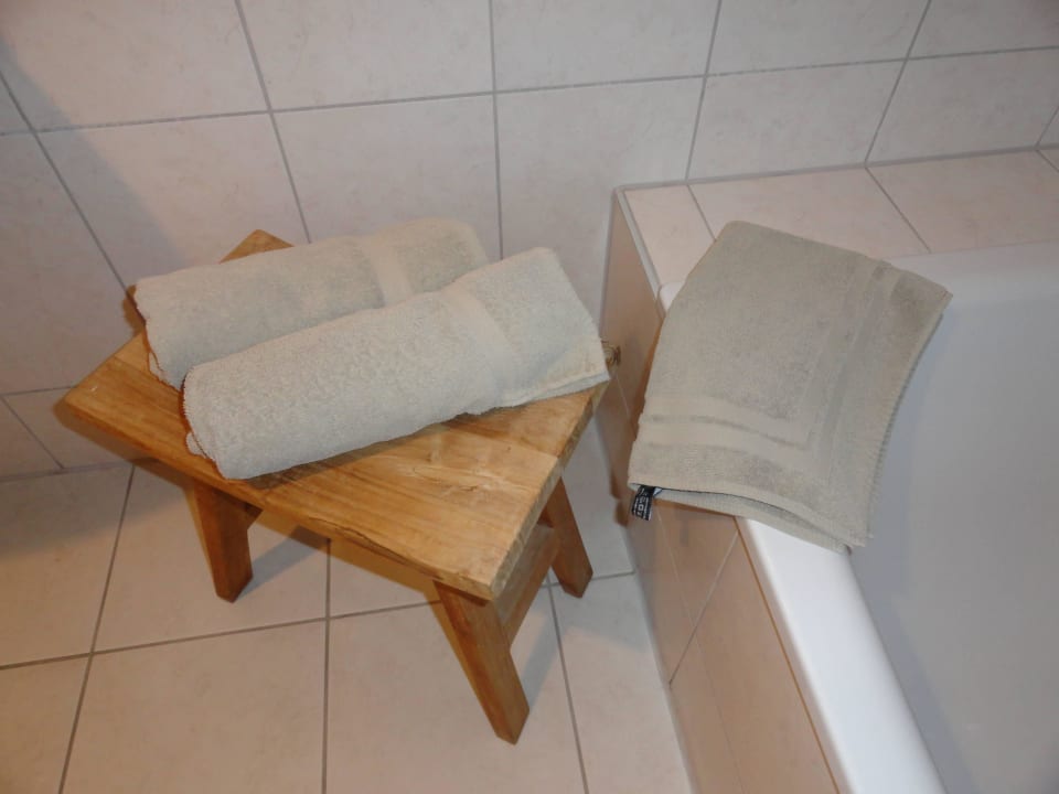 Badezimmer in der Suite Hotel Ampervilla