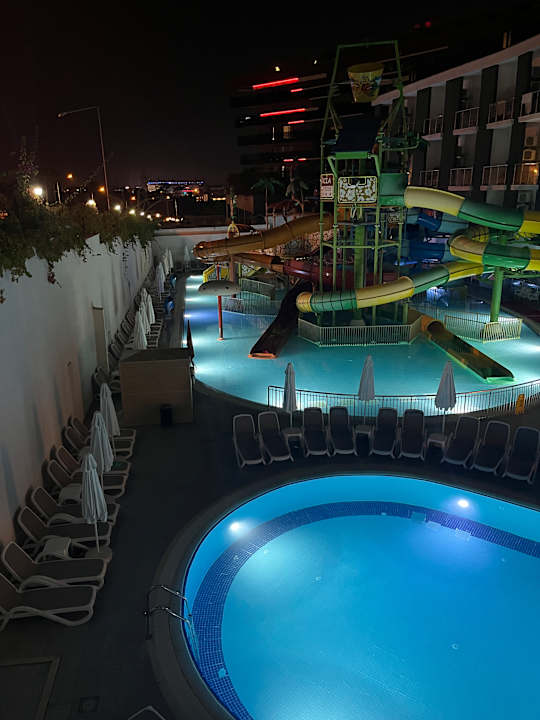 Pool Narcia Resort Side