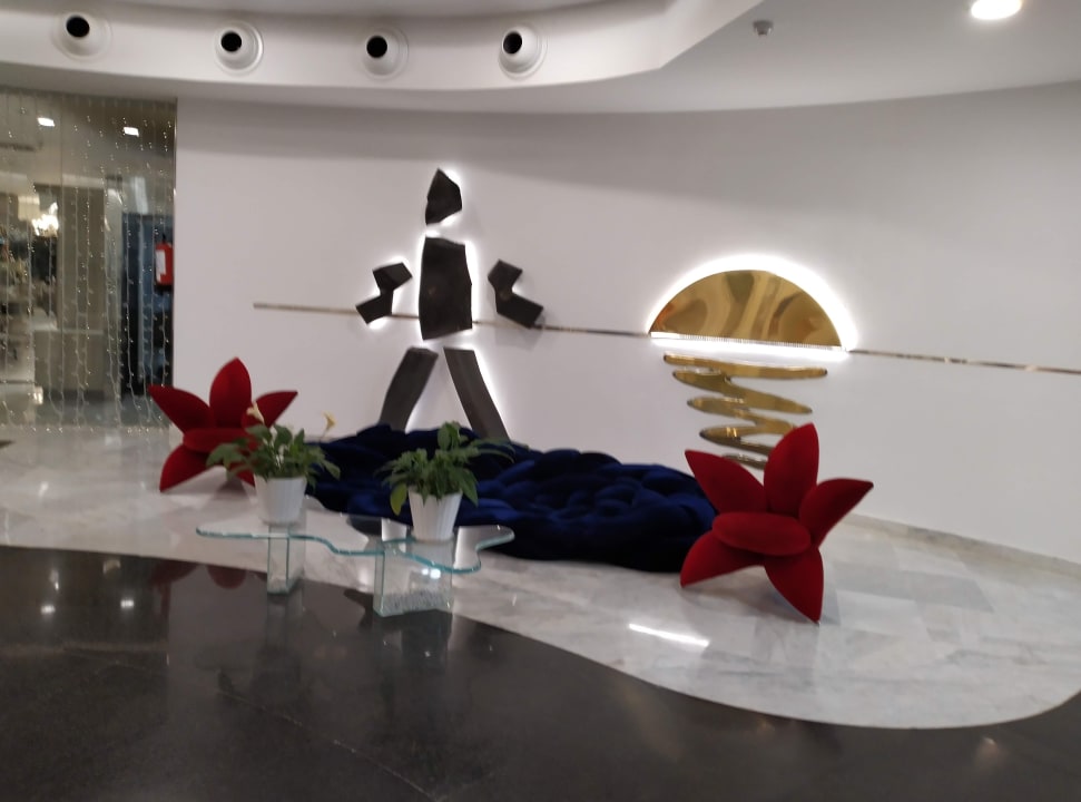 Lobby Bull Escorial & Spa