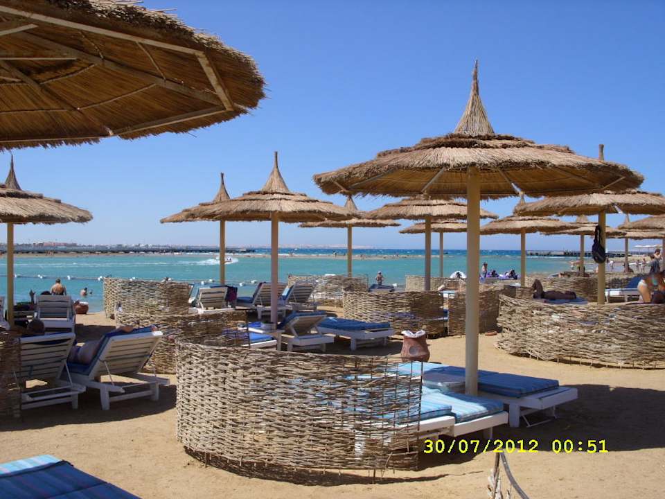 Пляж в Дана Бич Pickalbatros Alf Leila Wa Leila Resort - Neverland Hurghada