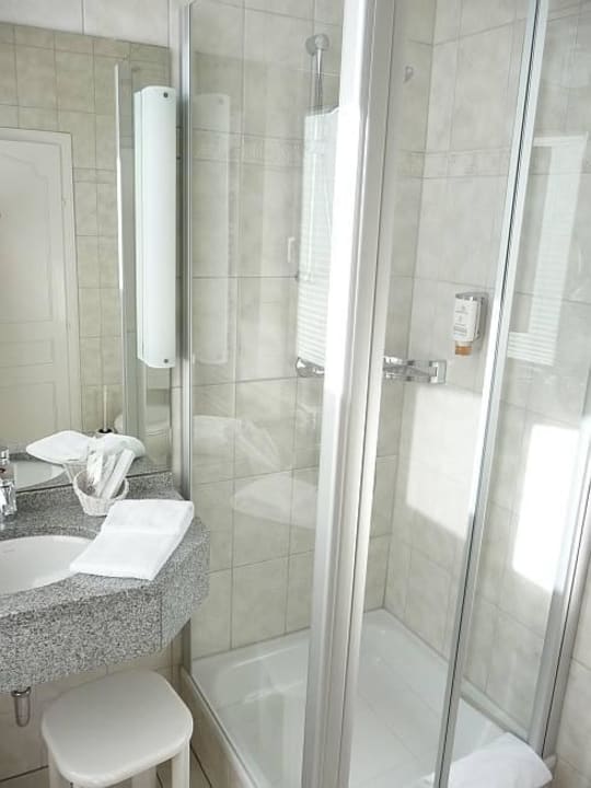 Badezimmer Romantik Hotel Aquarium