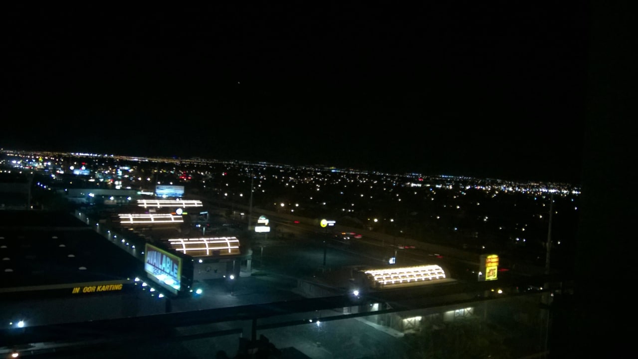 Bei Nacht Hotel Palms Place