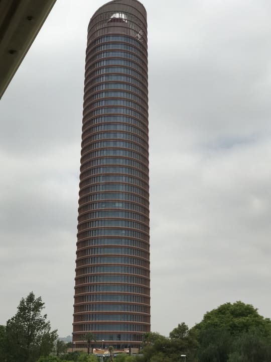 Außenansicht Eurostars Torre Sevilla