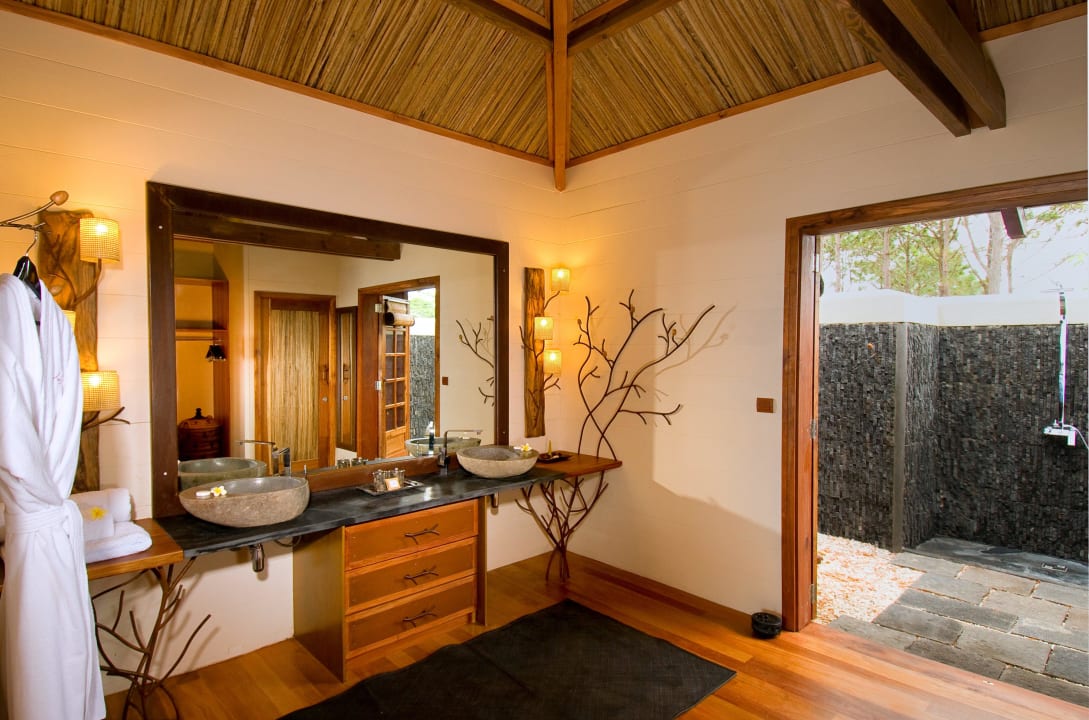 Lakaz Chamarel Openair Bathroom Seaview Pool Suite Lakaz Chamarel Exclusive Lodge