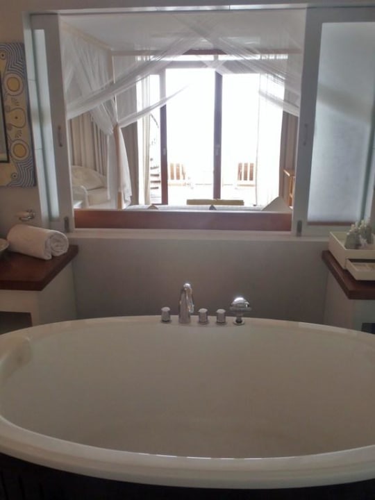 Bad Machchafushi Island Resort & Spa Maldives, The Centara Collection