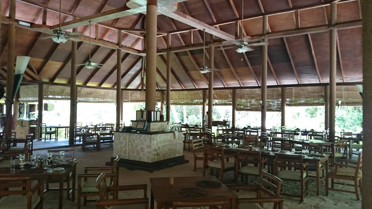 Restaurant Filitheyo Island Resort