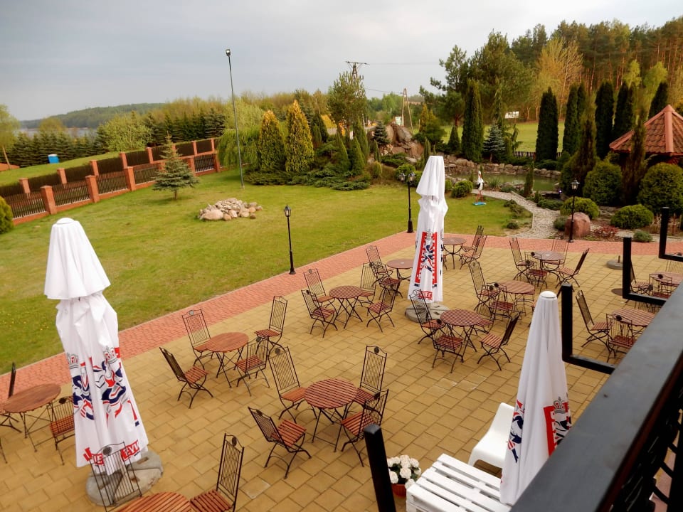 Blick vom Balkon/Terrasse Hotel Mazurski Dworek