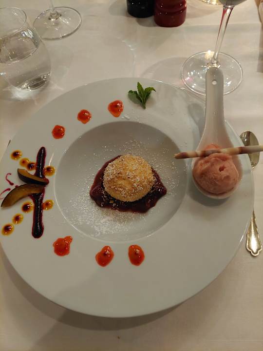 Gastro Theresa - Wellness & Genießer Hotel