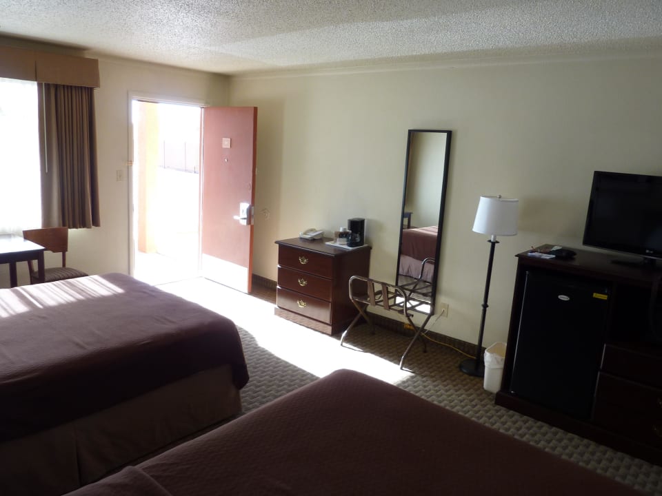 Eingangsbereich Magnuson Hotel Adobe Inn