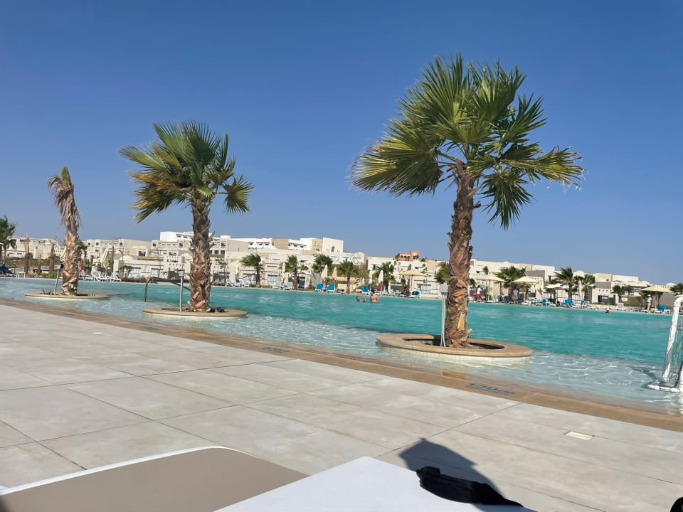 Pool Sentido Reef Oasis Suakin