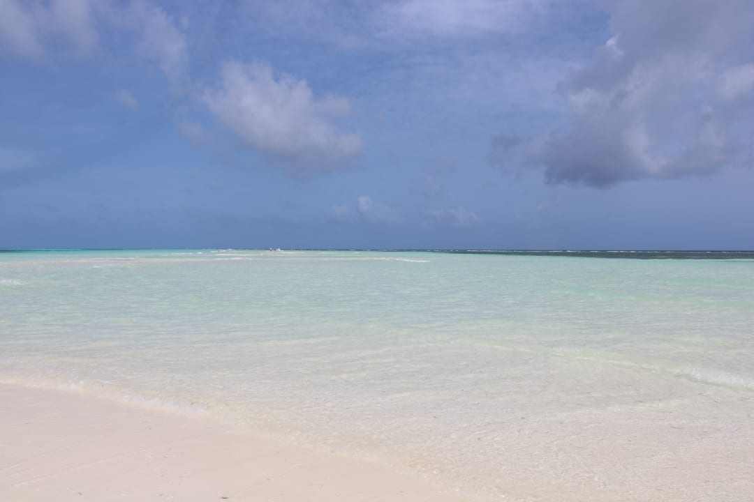 Strand Kuredu Island Resort & Spa