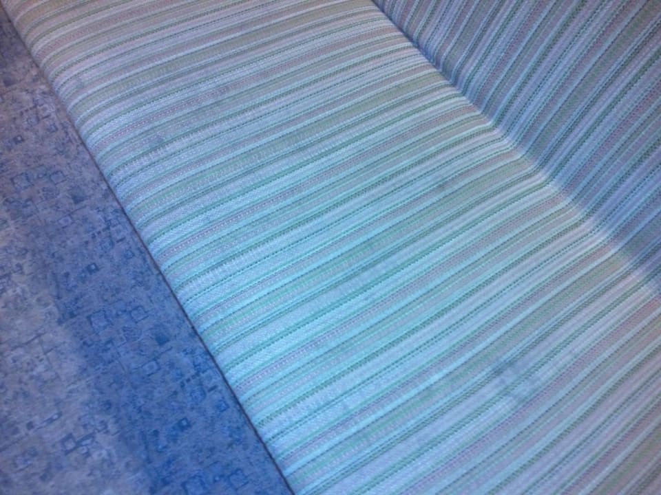 Extrem fleckiges Sofabett Panoramic - Ihr Apartmenthotel im Harz