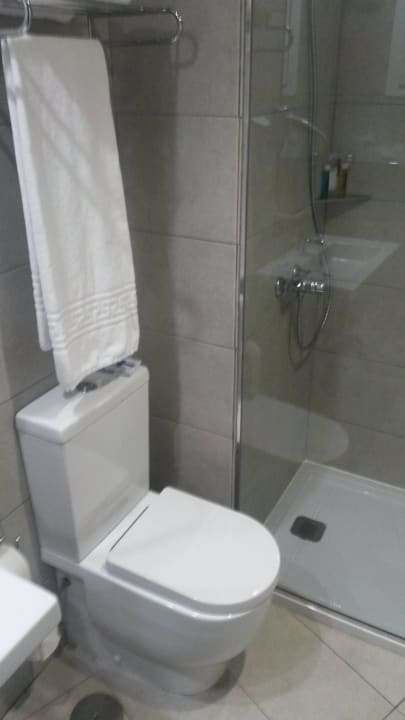 Schönes neu renoviertes Bad Servatur Playa Bonita