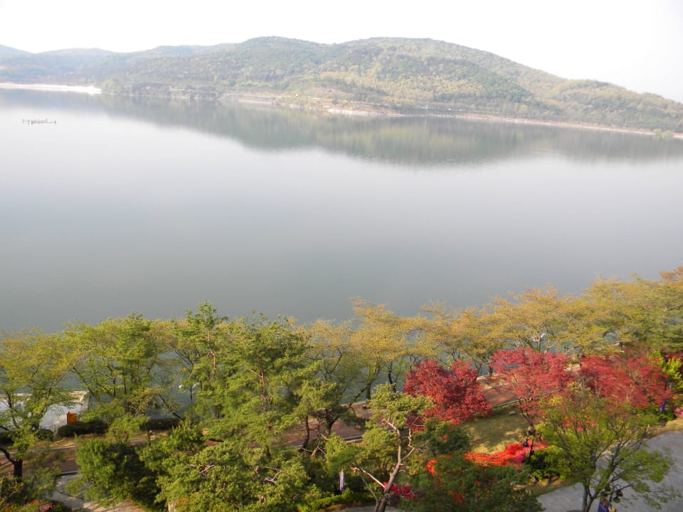 Lake view Hyundai Hotel Gyeongju