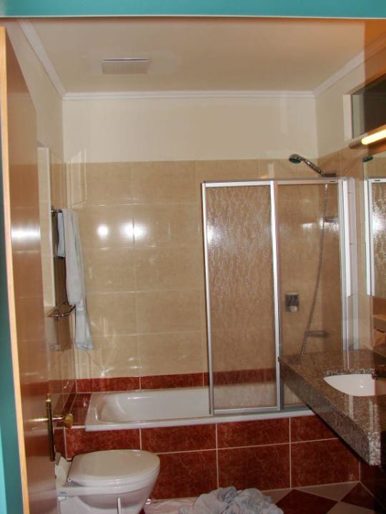 Bad mit moderner Ausstattung Hotel Der Wilhelmshof