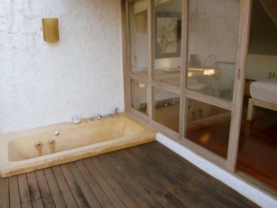 Terrasse mit Whirlpoolbadewanne Wyndham Hua Hin Pranburi Resort & Villas